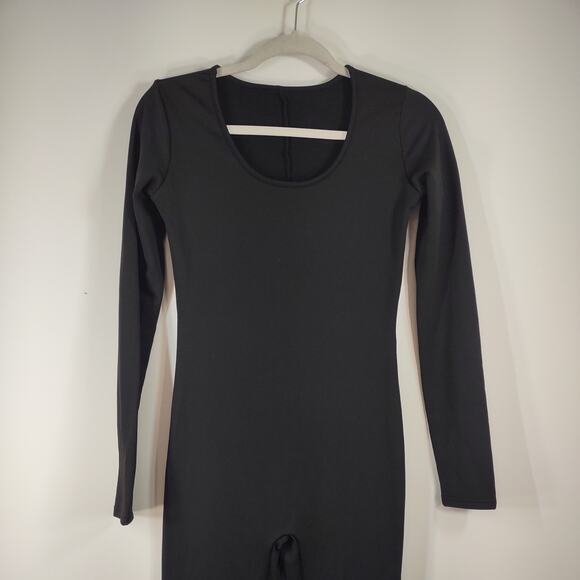 Base Layer Body Suit in Black, Size Small - Picture 6 of 6